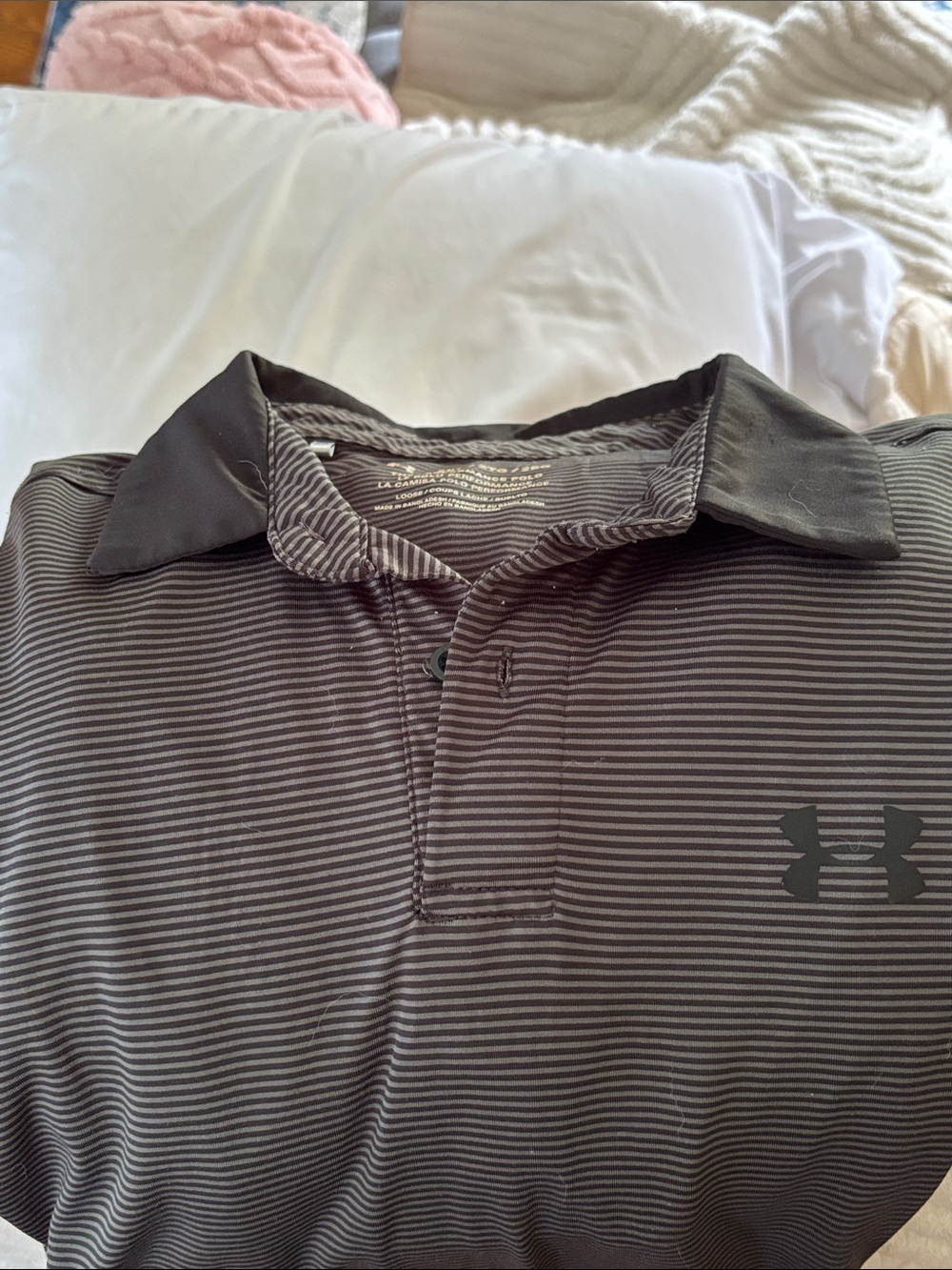 Under Armour Men’s Black and Gray Striped Performance Polo 2 XL